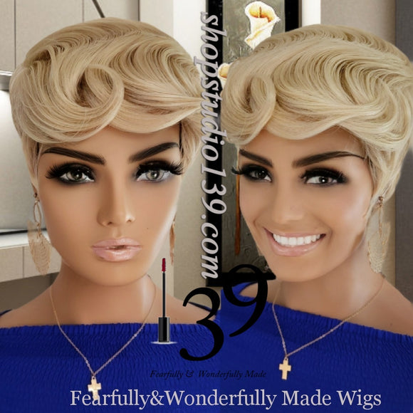 (Sadie)Sexy blonde Pixie wig